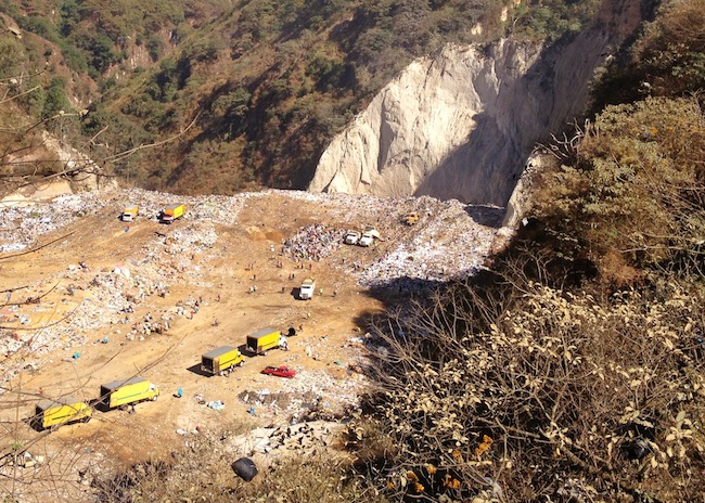 Caravan of garbage trucks to the Guatemala City dump